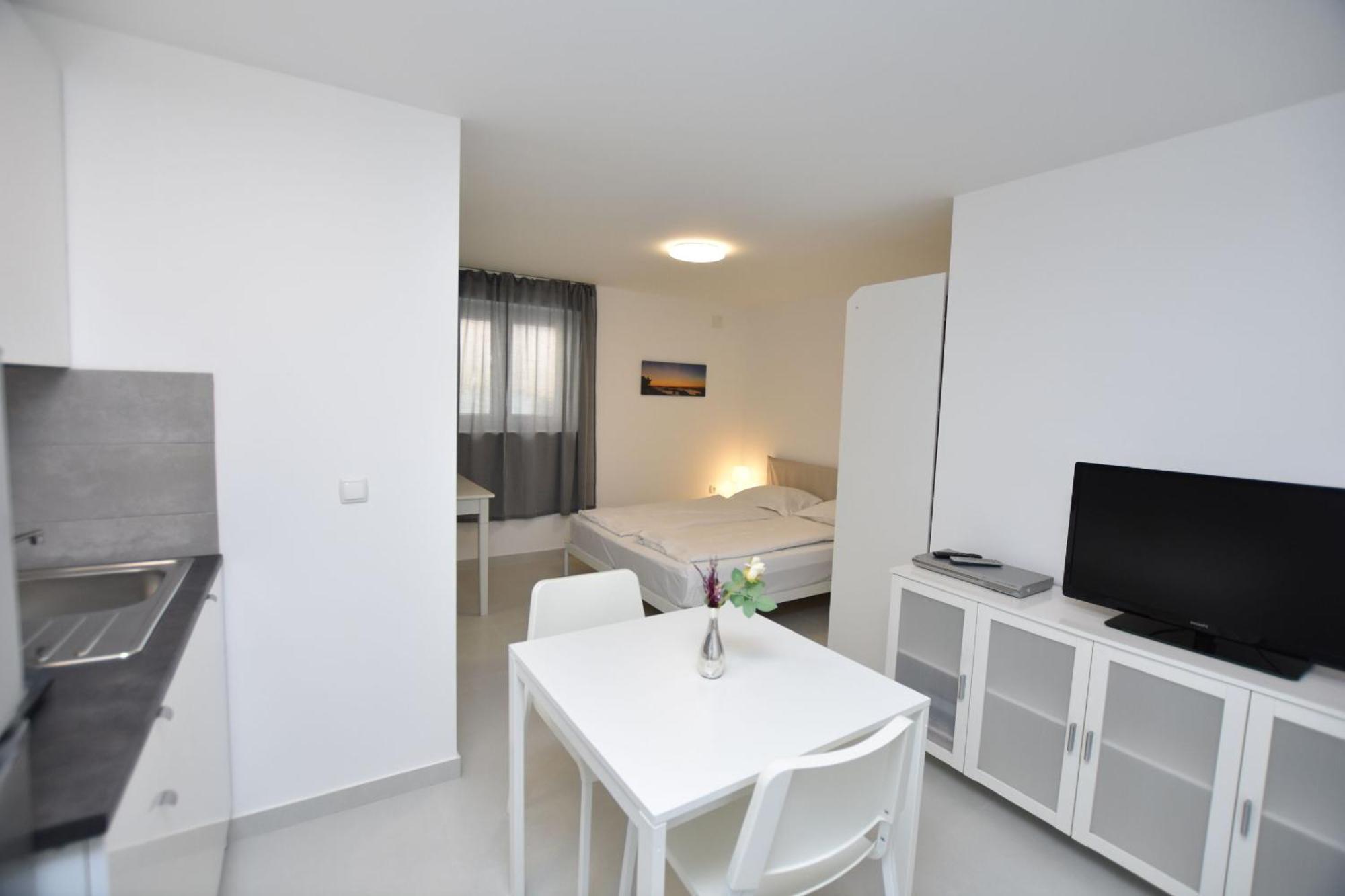 Apartments Leonardo Primošten Dış mekan fotoğraf